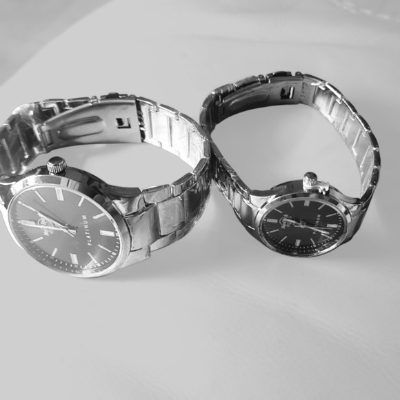 Hard Rock His and Hers Watches Biloxi Platinum New in Box Rare Silver Toned - Picture 5 of 11